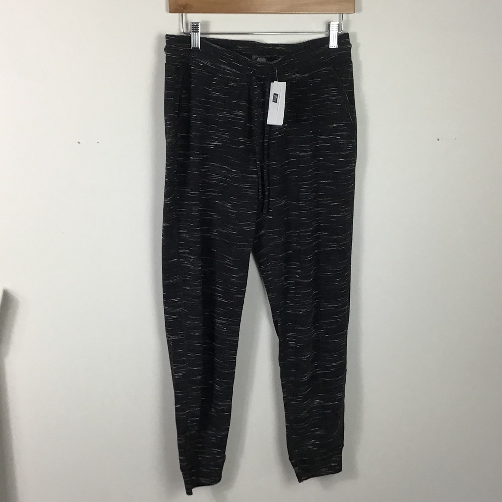 BNWT Gapfit Gap lightweight knit joggers pants black space dye size small